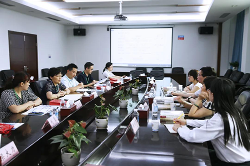 聚会中CA88与人福药业就以后的相助偏向举行了深入探讨