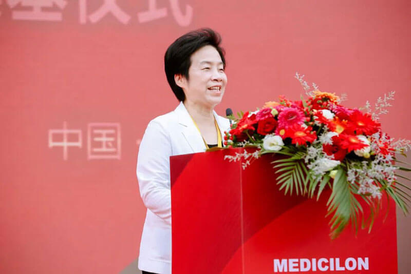 宝山区人大常委会党组书记&主任李萍宣布涤讪仪式正式启动.jpg 宝山区人大常委会党组书记&主任李萍宣布涤讪仪式正式启动.jpg